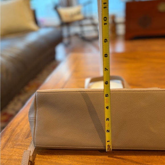 Oh so Chic Furla Leather Top Handle Bag in Tiramisu - Picture 8 of 10